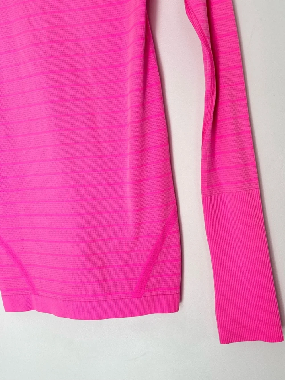 Lululemon Run: Swiftly Tech 1/2 Zip Heathered Raspberry Glo Light Size 4 Active
